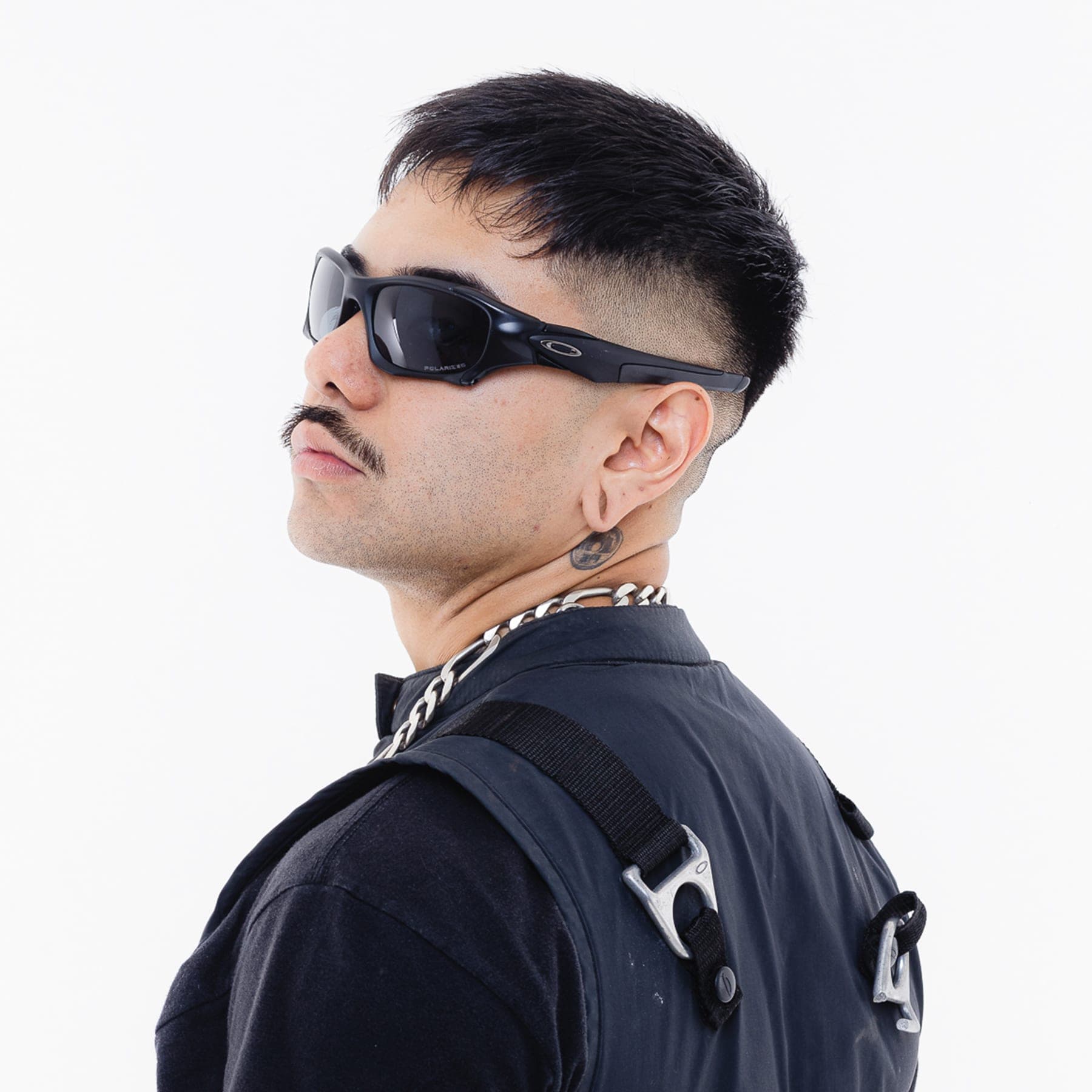 Pitboss — foto no rosto